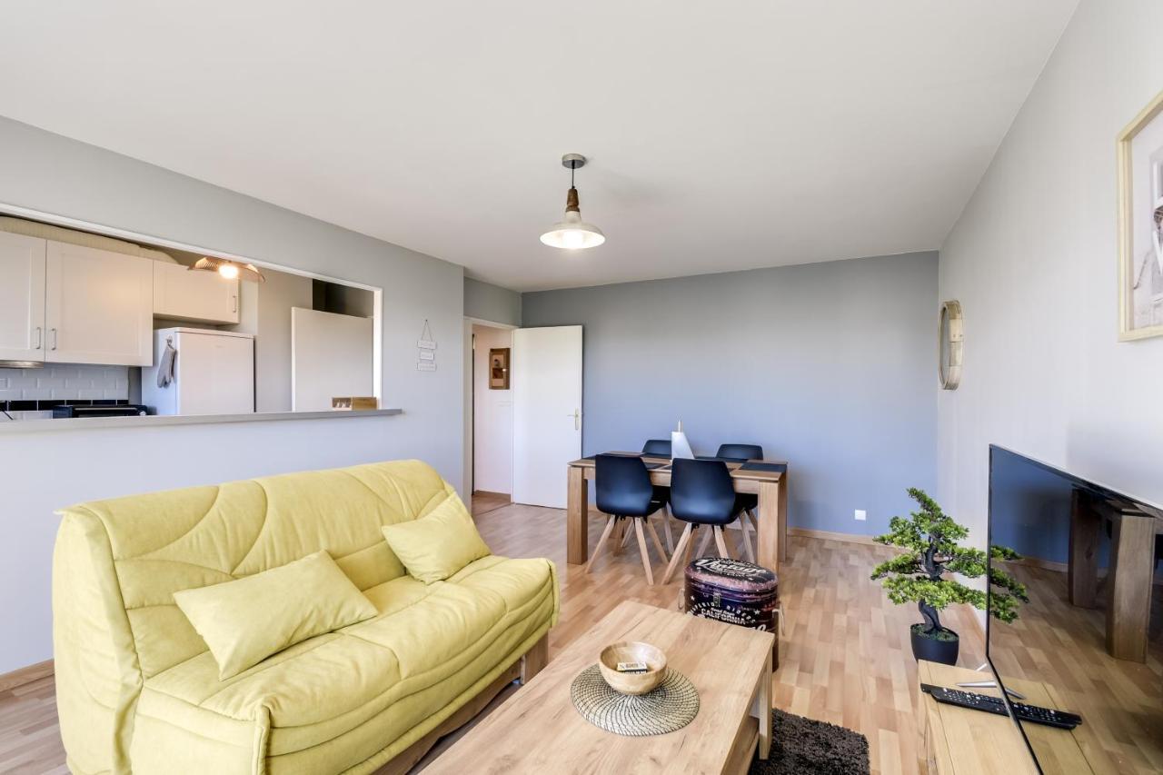 Chic Apart With Parking And Balcony Appartamento Cergy Esterno foto